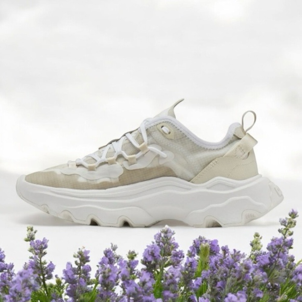 Sorel white chalk kinetic breakthru tech chunky sole sneaker